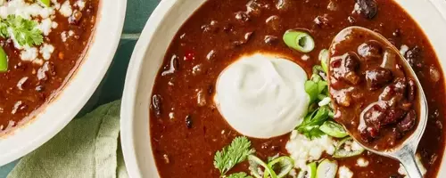 Quick and Flavorful Black Bean Soup: A Five-Ingredient Wonder