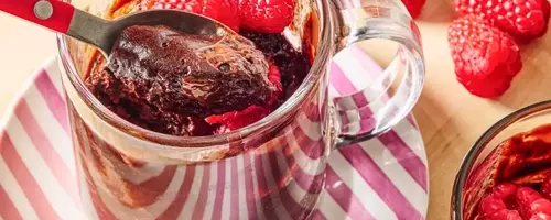 Speedy Chocolate Raspberry Mug Cakes