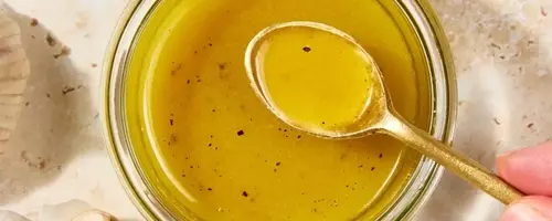 Crafting the Perfect Honey-Mustard Apple Cider Vinaigrette