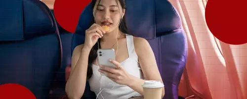In-Flight Dining Etiquette: Best and Worst Snacks for Air Travel
