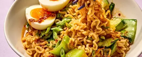 Quick and Flavorful Miso Butter Ramen: A 15-Minute Delight