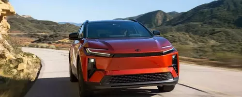 Toyota C-HR: A Refined Electric Crossover for the Modern Era
