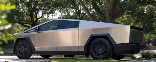 Tesla Cybertruck's Temporary Price Reduction: A Strategic Move?