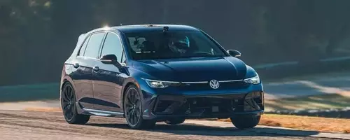 2025 Volkswagen Golf R: Enhanced Performance on the Track