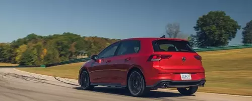 2025 Volkswagen Golf GTI Sets New Track Record at Lightning Lap