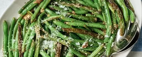 Delectable Cacio e Pepe Green Beans