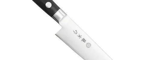 The Underrated Utility of the Petty Knife in Your Kitchen