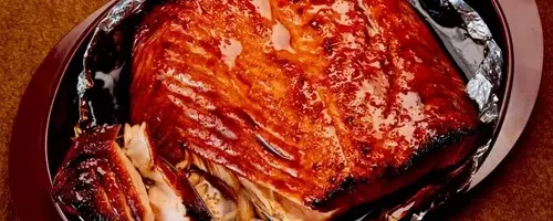 The Culinary Buzz: A Honey-Glazed Salmon Sensation
