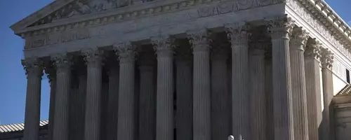 Supreme Court Intervenes in New York Redistricting, Favoring GOP