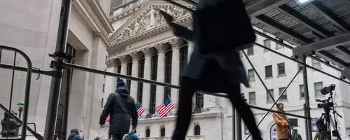 Wall Street Bets on Tariff Refunds After Supreme Court Ruling