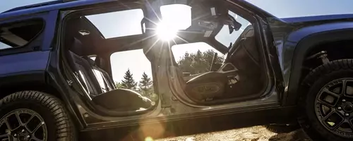 Jeep's Electric Recon: A Hidden Winch in the Frunk?