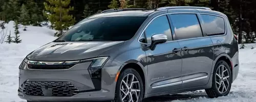 Chrysler Replaces Voyager with New Pacifica LX