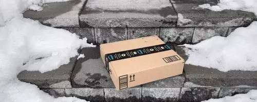 Amazon's 'Very Bright' Rechargeable Flashlight Now 37% Off