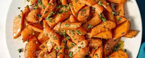 Flavorful Roasted Carrots with Zesty Mustard Vinaigrette
