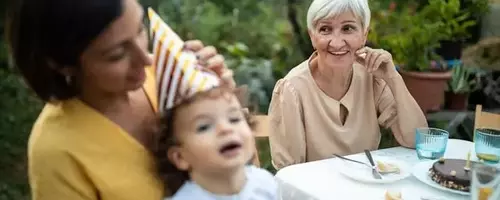 Expert Advice on Responding to Unsolicited Parenting Commentary