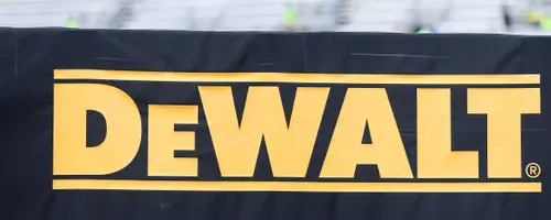 DeWalt's Durable 16-Inch Tool Bag: A Smart Investment for Professionals and DIY Enthusiasts Alike