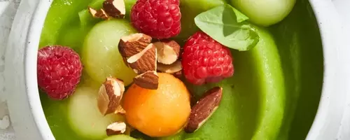 Refreshing Honeydew Smoothie Bowl: A Quick and Healthy Start to Your Day