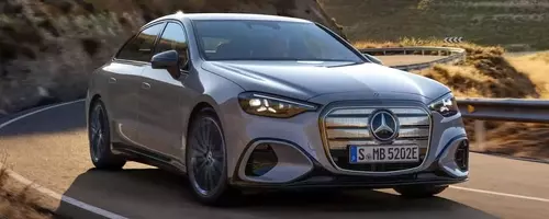 Mercedes-Benz Unveils All-New Electric C-Class: A Smooth and Spacious Sedan