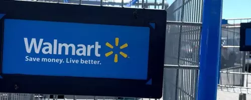 Walmart Offering Significant Discount on Reliable Car Jump Starter