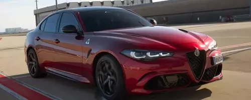 Alfa Romeo's Electrification Strategy: Balancing EVs and Hybrids