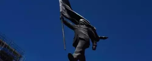 Banksy's Latest Sculpture Appears in London, Sparks Discussion