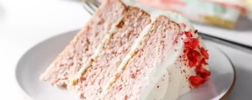 Mastering the Art of Homemade Strawberry Layer Cake