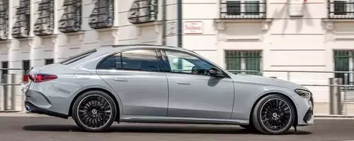 Choosing the Optimal Mercedes-Benz E-Class: The E450 4Matic Pinnacle