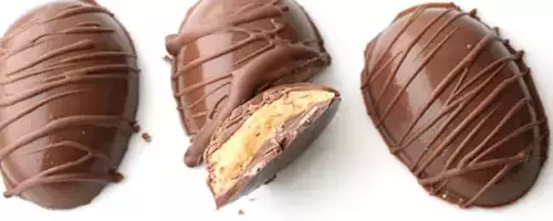 Crafting Decadent Homemade Peanut Butter Chocolate Eggs