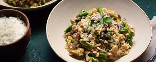 Crafting the Ultimate Mushroom and Asparagus Risotto