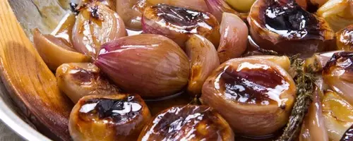 Mastering Sweet and Tangy Glazed Roasted Shallots