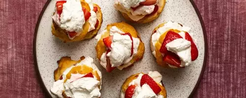 Effortless Strawberry Shortcakes: A Five-Ingredient Delight