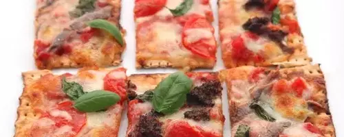 The Art of Crafting the Perfect Crispy Matzo Pizza