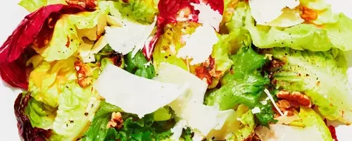 The Art of Crafting a Perfectly Balanced Green Salad