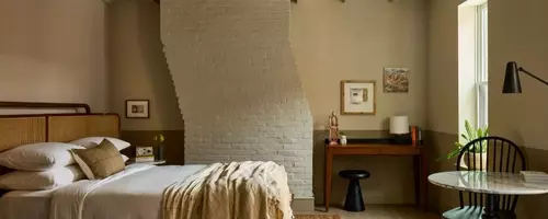 Philadelphia's Culinary and Accommodation Gems
