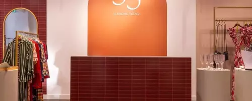 The Disappearing Fitting Room: Retail's Cost-Cutting Measure or Customer Experience Blunder?