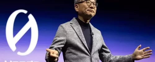 Honda CEO Survives Boardroom Challenge Amidst Financial Struggles