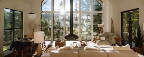 Top Airbnb Stays Near America's National Parks