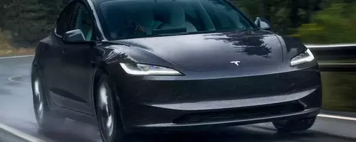 Senators Question Tesla's FSD Safety Claims, Demand Verification