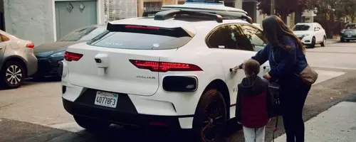 Waymo Robotaxis Face Recall Over Highway Construction Zone Glitch