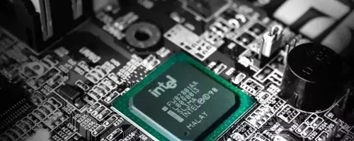 Intel's Growth Trajectory: Beyond Political Endorsements