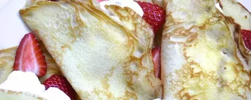 Strawberry and Cream Crepes: A Delightful Brunch Experience