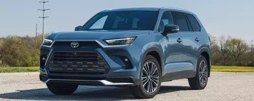 Toyota Grand Highlander: A Comprehensive Photo Gallery of the Spacious Hybrid SUV