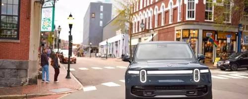 Rivian Faces Lawsuit Over Alleged Failure to Deliver Promised Self-Driving Capabilities