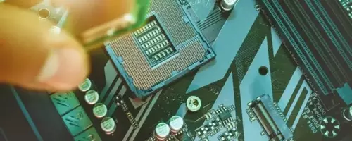 Marvell Technology Pioneers Teralynx T100 to Resolve AI Data Center Bandwidth Issues