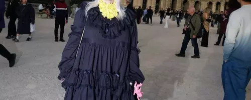 Summer Avant-Garde: Fashion's Heatwave Challenge