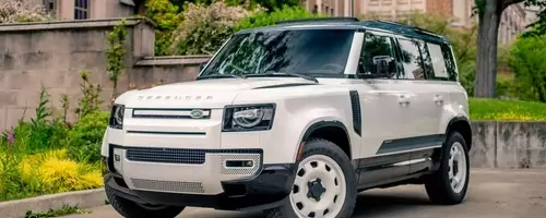 Land Rover Initiates Recall for Over 250,000 SUVs Due to Airbag Deployment Concerns