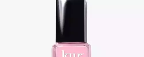 The Sweet Appeal of Strawberry Milkshake Nails: A Summer Beauty Trend