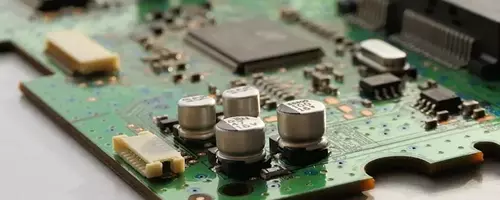 Amazon to Offer Trainium AI Chips to External Clients, Boosting Marvell's Role