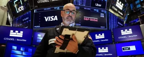Global Market Reactions to Geopolitical Tensions and Economic Shifts