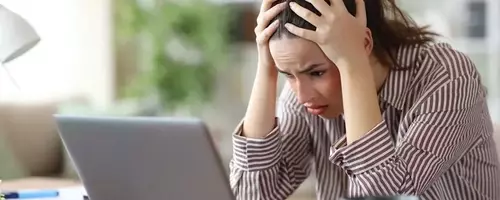 Employee's Predicament: Non-Refundable Trip vs. Return-to-Office Mandate